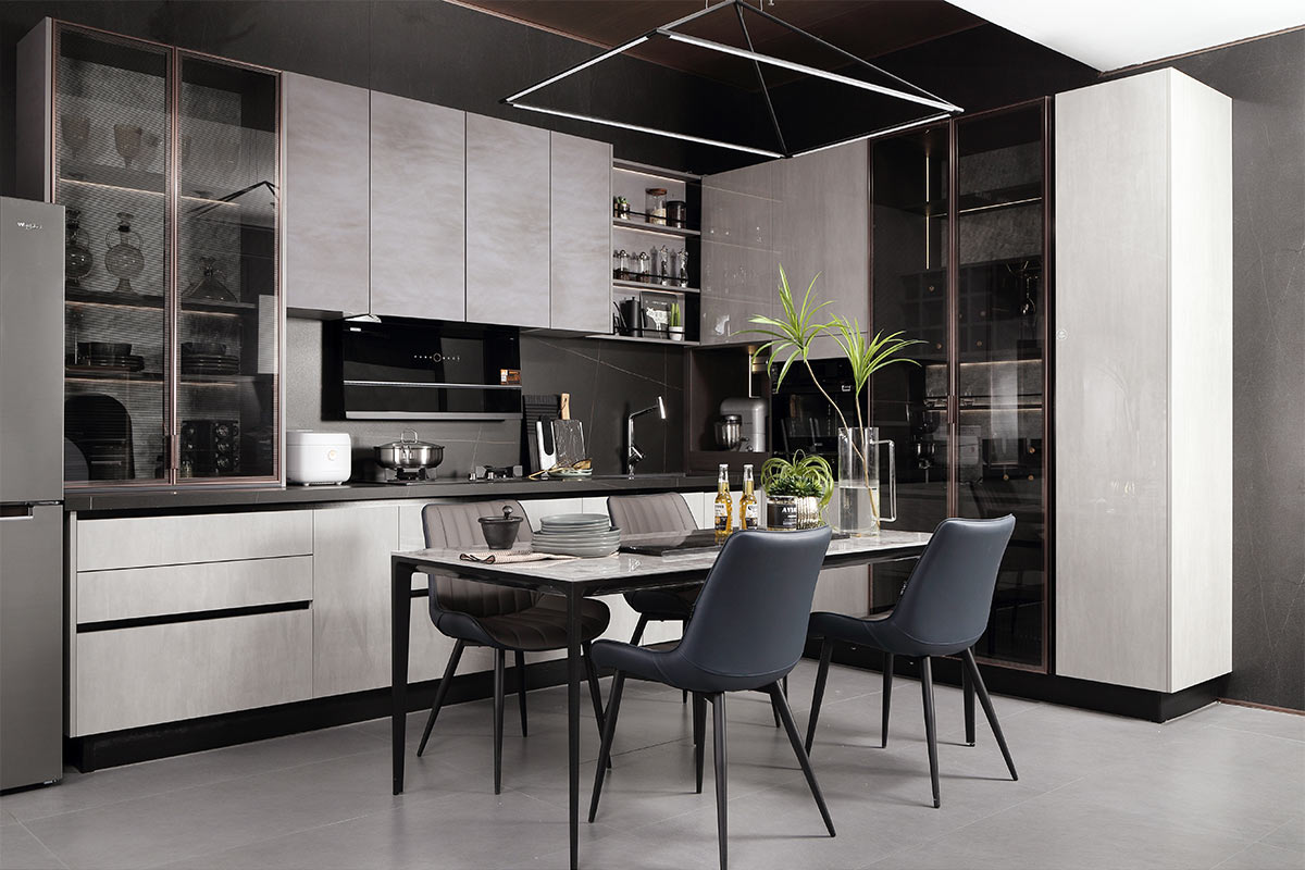 White Glossy UV Lacquer Kitchen Cabinets BLCC21224
